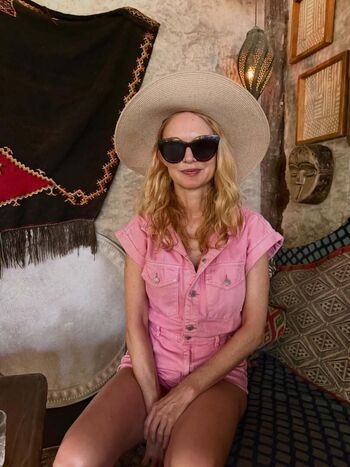 Full leaked Heather graham page private photo