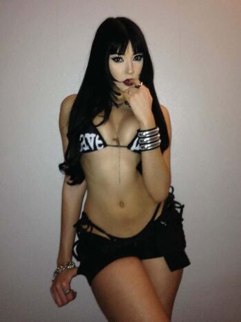 Full leaked Heeheeval private photo