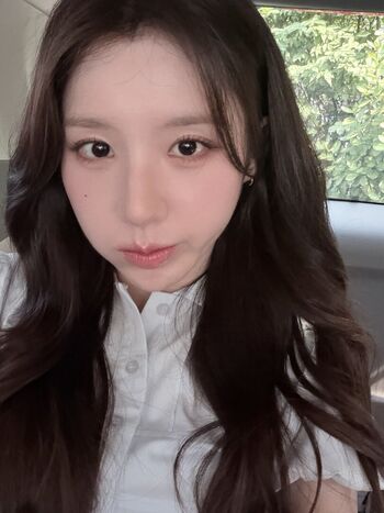 Full leaked Heejin page private photo
