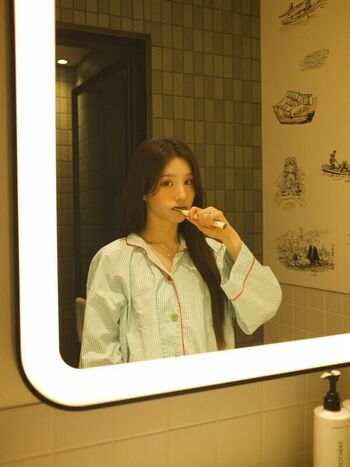 Full leaked Heejin private photo