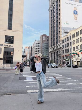 Full leaked Heejin private photo
