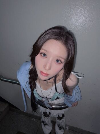 Full leaked Heejin private photo