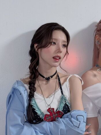 Full leaked Heejin private photo