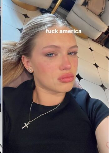 Full leaked Hehatesmilaa private photo