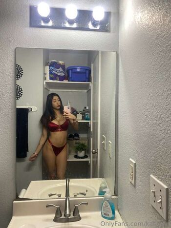 Full leaked Heily private photo
