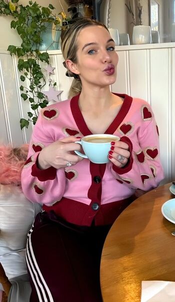 Full leaked Helen flanagan page private photo