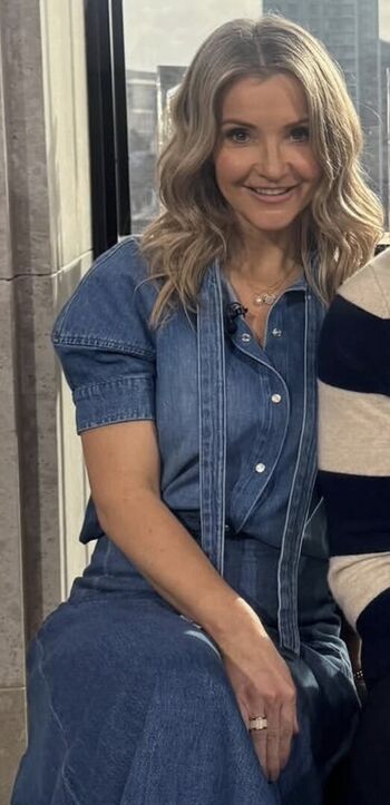 Full leaked Helen skelton private photo