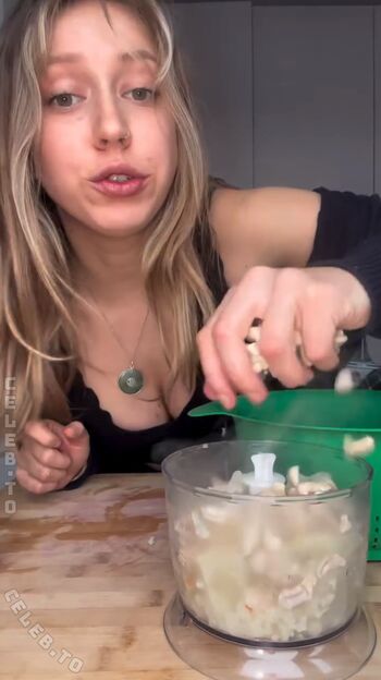 Full leaked Helenaastoll private photo