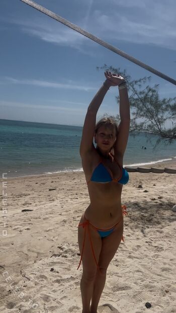 Full leaked Helenaastoll private photo