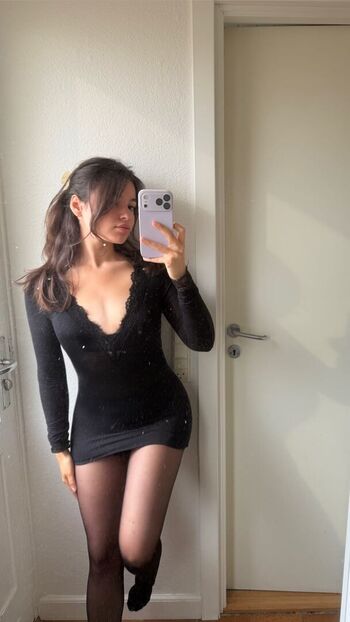 Full leaked Helenalive private photo