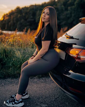 Helenasaudi3