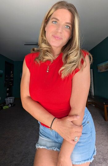 Full leaked Hellahotwife page private photo