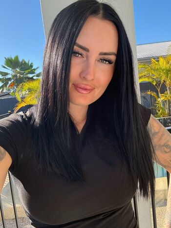 Full leaked Helloalexismae private photo