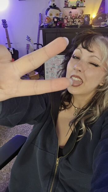 Full leaked Helloneptune private photo