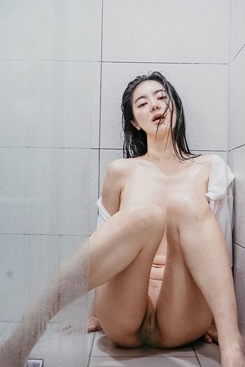 Full leaked Hellorina private photo