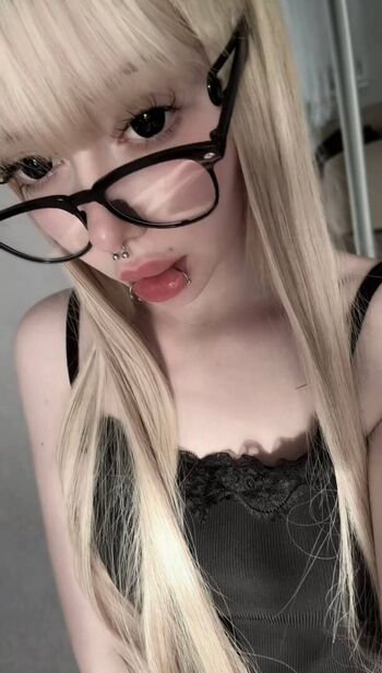 Full leaked Heltylovve private photo