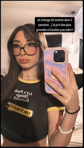 Full leaked Helydia private photo