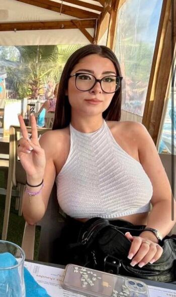 Full leaked Helydia private photo