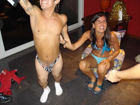 Full leaked Hen party thread private photo