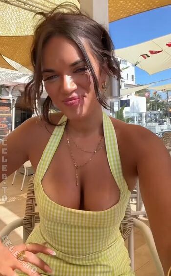 Full leaked Henna private photo