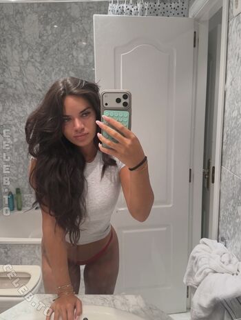 Full leaked Henna private photo