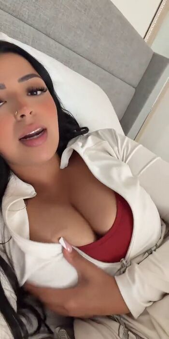 hermosa.kari