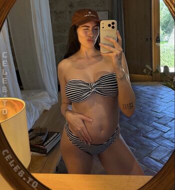 Full leaked Herstoryfeed private photo