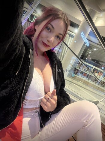 Full leaked Hersusana private photo