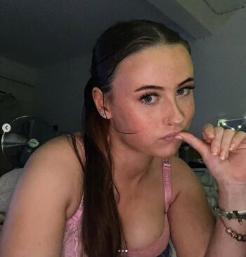 Full leaked Heyitsjules page private photo