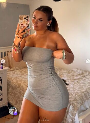 Full leaked Heyitsjules private photo