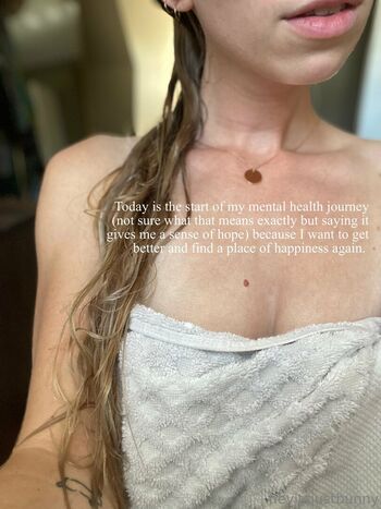 Full leaked Heyitsjustbunny page private photo