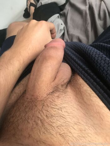 Full leaked Heyitskalen private photo
