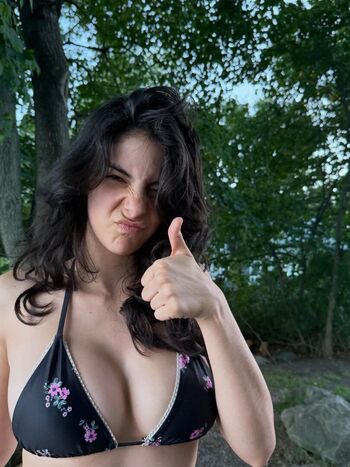 Full leaked Heyitssarah private photo