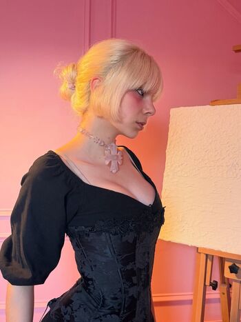 Full leaked Heyitssarah private photo