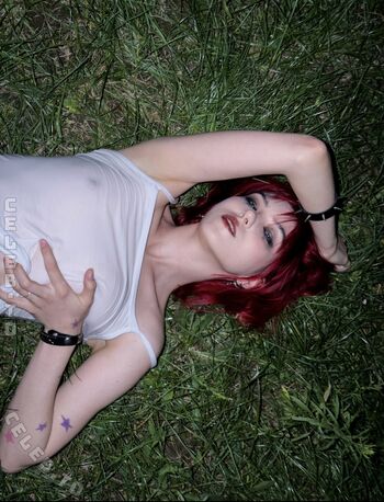 Full leaked Heykrls private photo