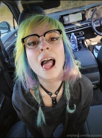 Full leaked Heylyssten private photo