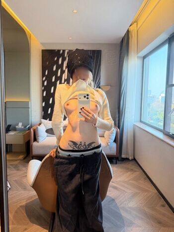 Full leaked Hfymomojj private photo
