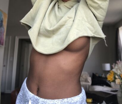 Full leaked Hickiesnbubbles private photo