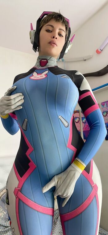 Hika Cosplay