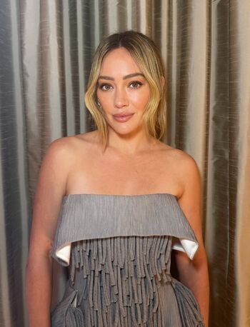 Full leaked Hilary duff page private photo