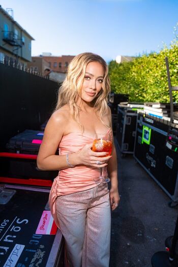 Full leaked Hilary duff private photo