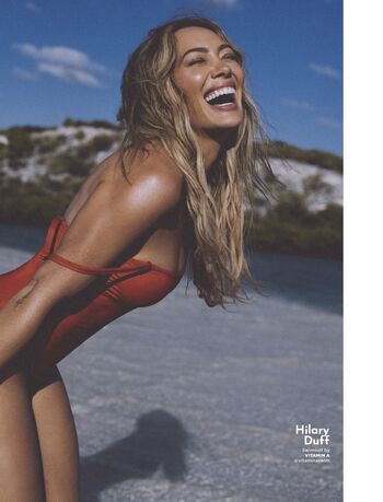 Full leaked Hilary duff private photo