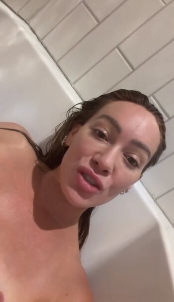 Full leaked Hilary duff private photo