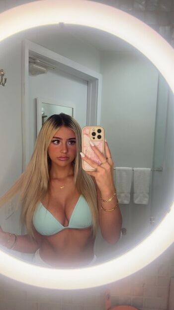 Full leaked Hippicam  page private photo