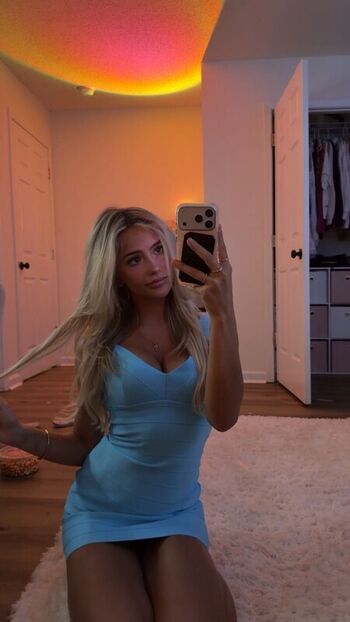 Full leaked Hippicam private photo