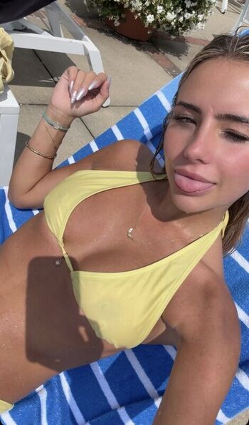 Full leaked Hippicam private photo