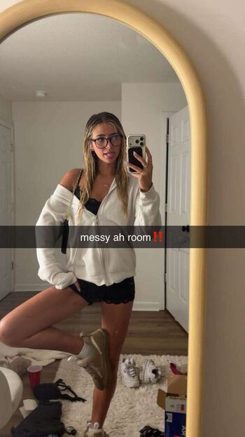 Full leaked Hippicam private photo