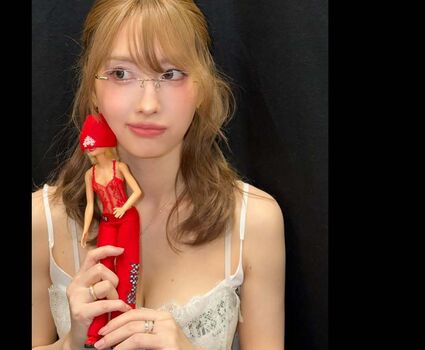 Full leaked Hirai momo private photo