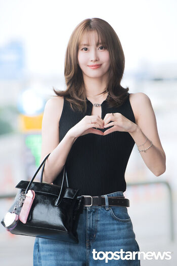 Full leaked Hirai momo private photo