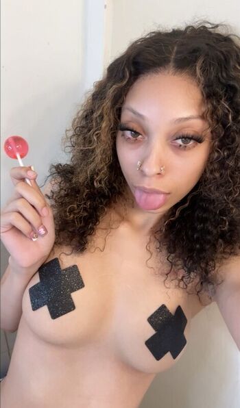 Full leaked Hisevilbitch private photo